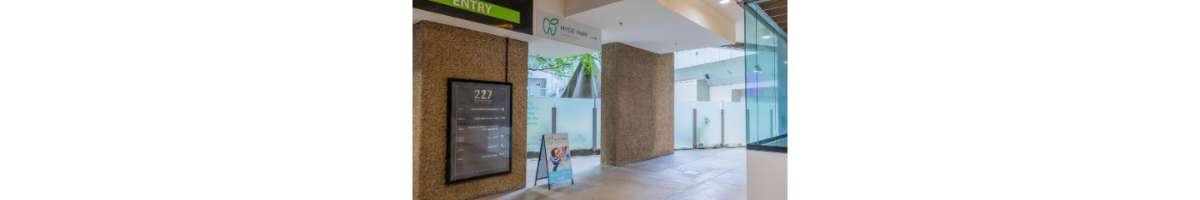Hyde Park Dental Care Banner