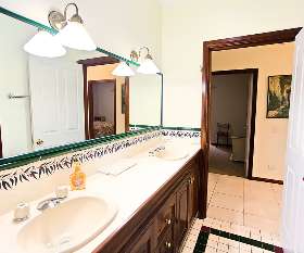 Bonville Lodge Pet Friendly Bed & Breakfast