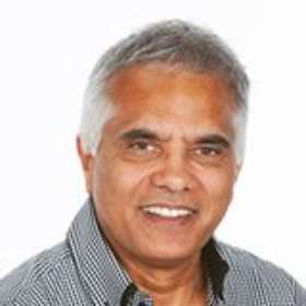 Dr Jonathan Toussaint