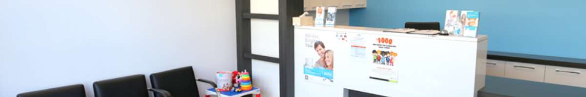 Rainbow Dental Place Banner