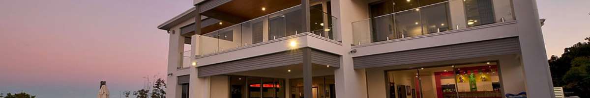 Absolut Custom Glass Systems Banner