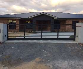 Goulburn Roller Doors