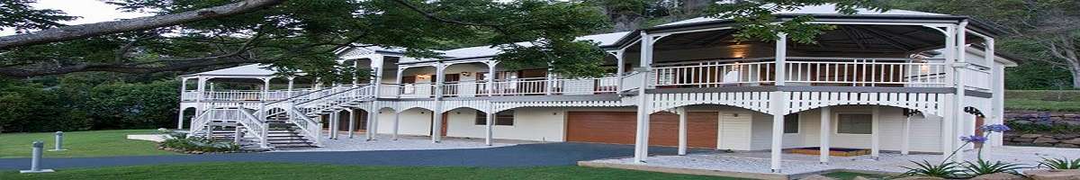 Garth Chapman Queenslander Banner