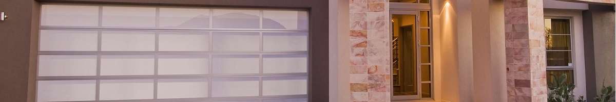 Pinnacle Garage Doors Banner