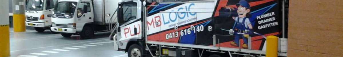 PLUMBLOGIC Banner
