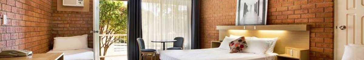 Archer Hotel Banner
