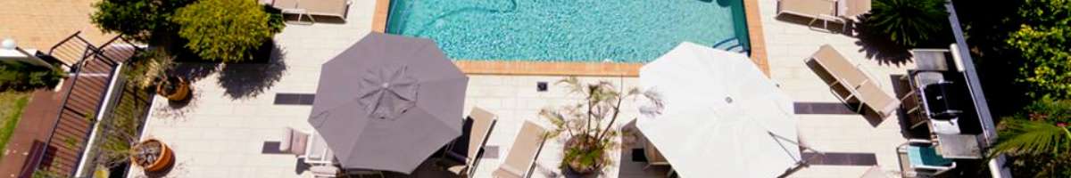 Durham Court Holiday Apartments Banner