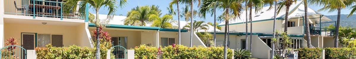 Sails On Horseshoe Banner