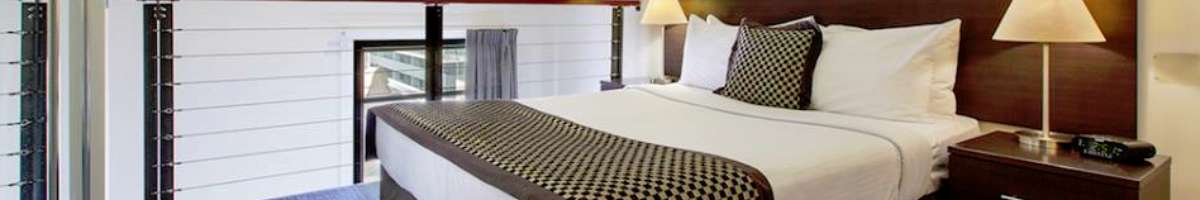 Central Brunswick Apartment Hotel Banner