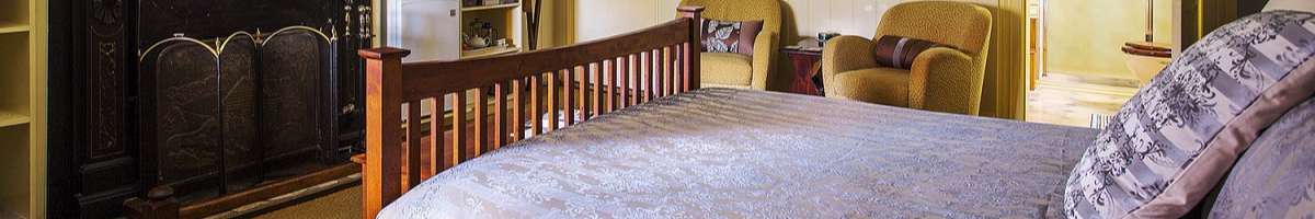 Emeu Inn Bed & Breakfast Banner