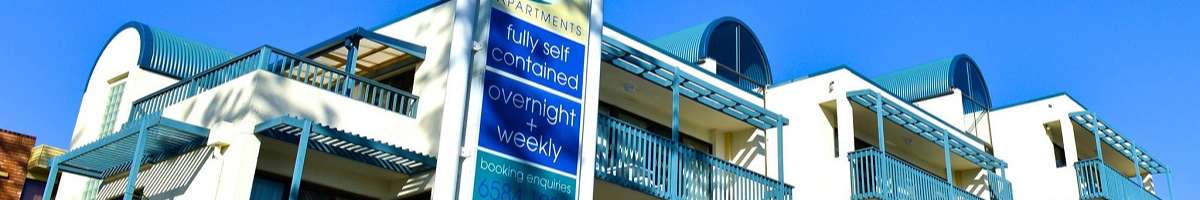 Beach House Holiday Apartments Banner