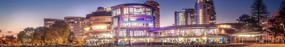 Mantra Twin Towns Banner