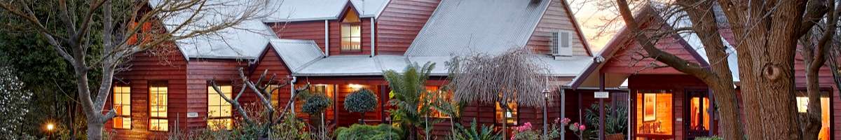 Vivere Retreat Banner