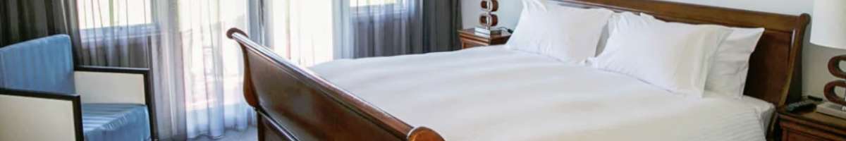 Castelli Lodge Banner