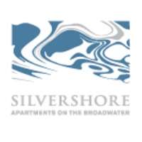 Silvershore Apartments On The Broadwater Logo