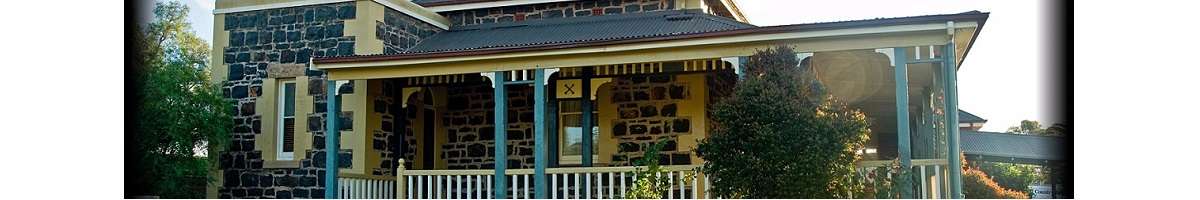 Hermitage Hill Country Retreat Banner