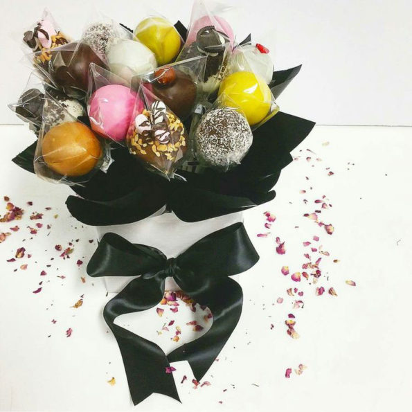 15 Assorted Cake Pops Bouquet