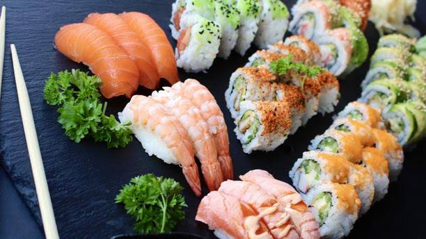 What's The Benefits by Eating Sushi ?