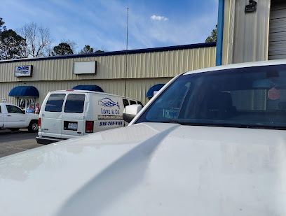 Love & Company Paint & Collision Logo