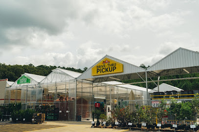Garden Center at Tractor Supply Logo