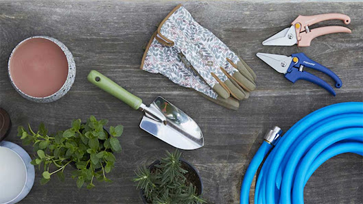 Walmart Patio & Garden Services Banner