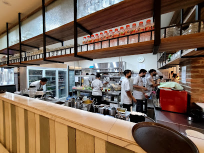 Layar Seafood KH Abdul Wahab Siamin Logo