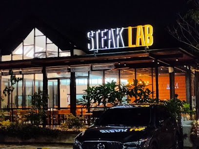 Steak Lab SteakHouse Logo