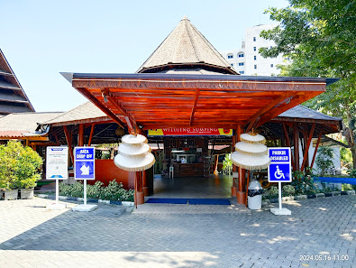 Gubug Makan Mang Engking Gubeng Surabaya Banner