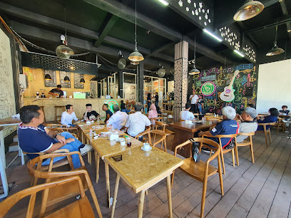 Eskrimo Coffee Place & Dining Logo