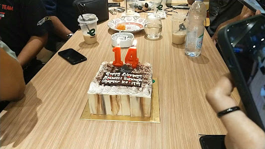 Eskrimo Coffee Place & Dining Banner