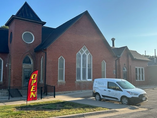 Bea's Flowers & Gifts Banner