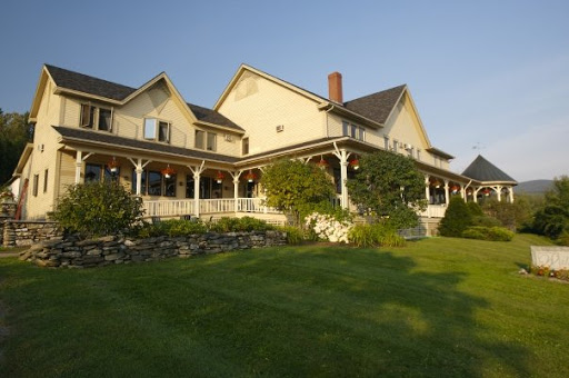 WilloughVale Inn & Cottages Banner