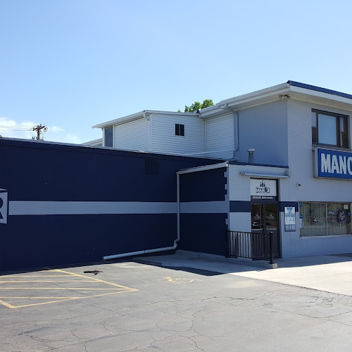 Manor Lanes Logo