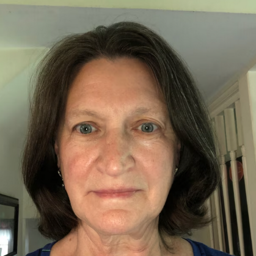 MARY PALYS, BETTER HOMES and GARDENS REAL ESTATE MATURO Logo