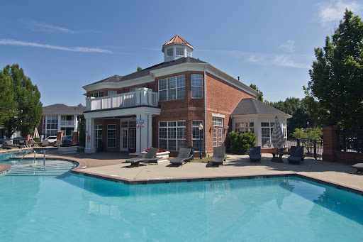 Estates at New Albany Apartments Banner