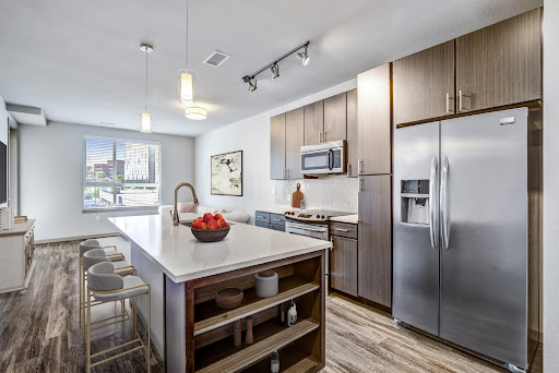 Outlook DTC Apartments Banner