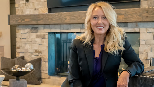 Marnie Long - Realtor - The Group Inc. Banner