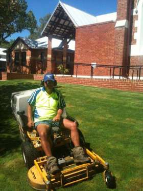 Andrew Stambulich Lawnmowing Contractor