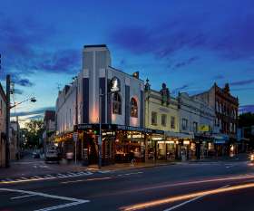 Bar and Restaurant Newtown