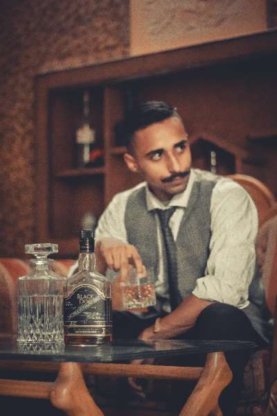 8 Smart Ways to Drink Whiskey Without Burn