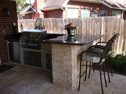 Basic Outdoor Kitchens