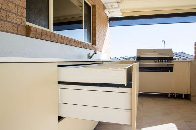 Outdoor Kitchen: The Dynamics of taking your Kitchen Outside