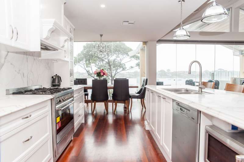 Kitchen Designers: Limitless Options for a Limited Space