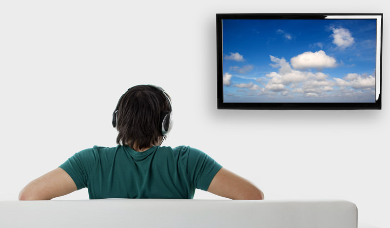 The Best Type of Wall Mount to Purchase for Your New Flat Screen