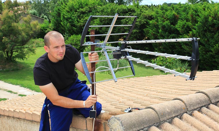 4 Reasons Why We Should Replace Old Antenna with Digital Antenna