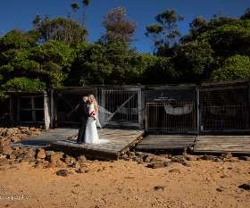 The Couple Rustic - Yasemin & Victor's Wedding