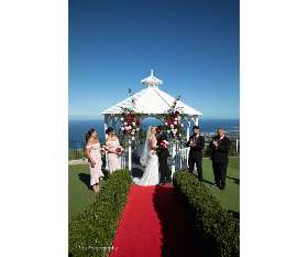 The Kiss - Yasemin & Victor's Wedding