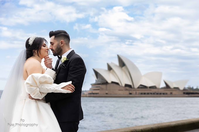 Hiring a Wedding Photographer in Sydney? Read This First