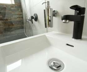Metric Plumbing & Bathroom Renovations