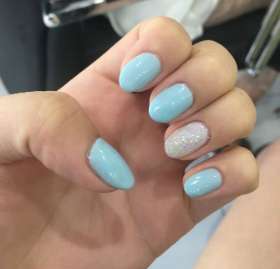 Classique Nails & Beauty